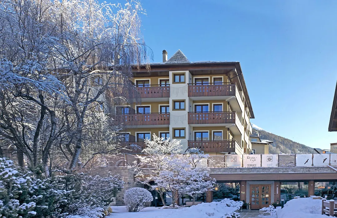 Hotel Rezia-1